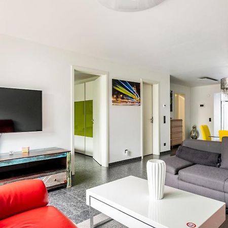Wunderschoene Terrassenwohnung Mit Blick Ins Gruene! Meerbusch Extérieur photo